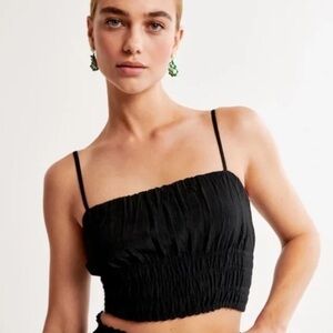 Abercrombie & Fitch Crinkle Textured Ruched in Black - Size S